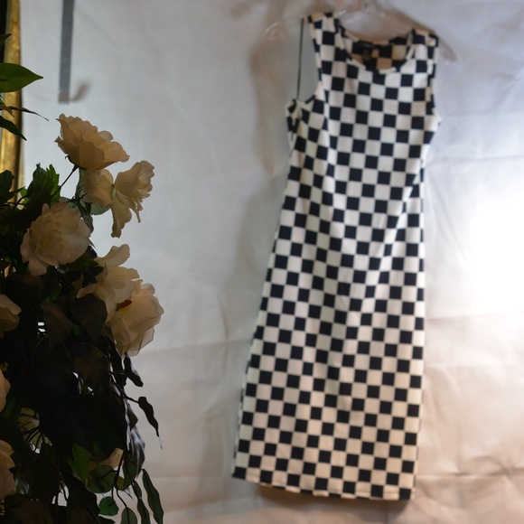 Black & White Checkered Shift Dress SZ M Forever 21 - Picture 1 of 8